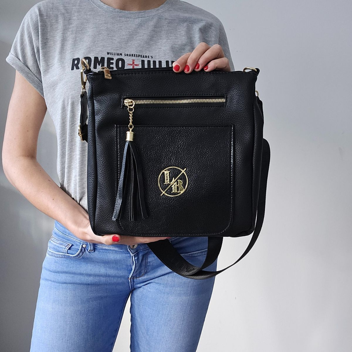 Dámska crossbody kabelka čierna MADEIRA