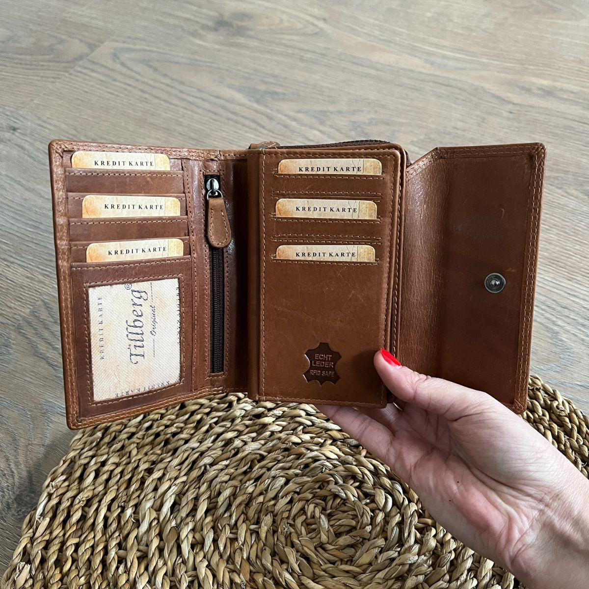 Dámska kožená peňaženka žltohnedá Tania