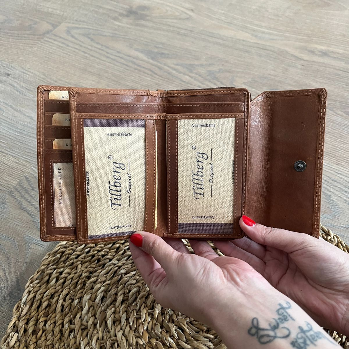 Dámska kožená peňaženka žltohnedá Tania