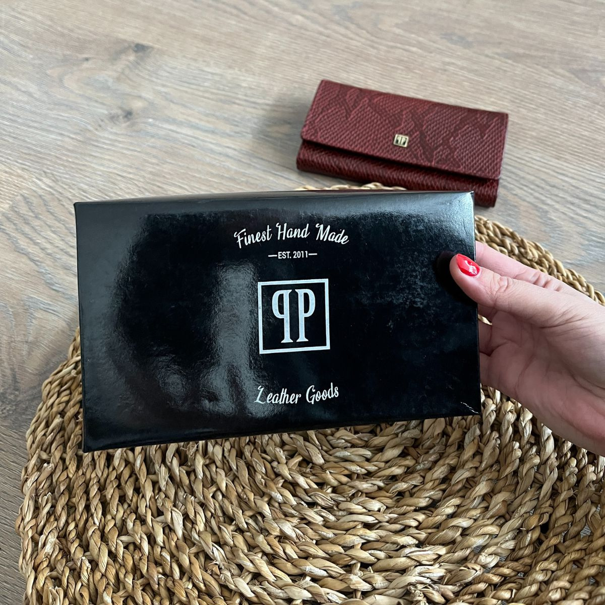 Červená kožená dámska peňaženka Paolo Peruzzi