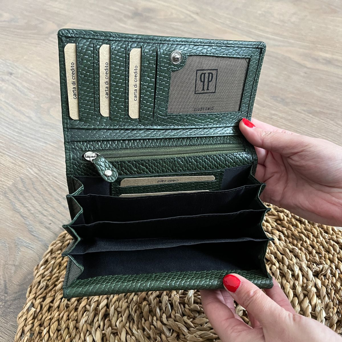 Dámska kožená peňaženka zelená SOLEA