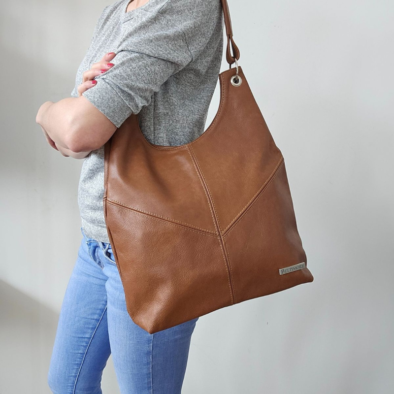 Veľká dámska kožená kabelka na rameno koňaková