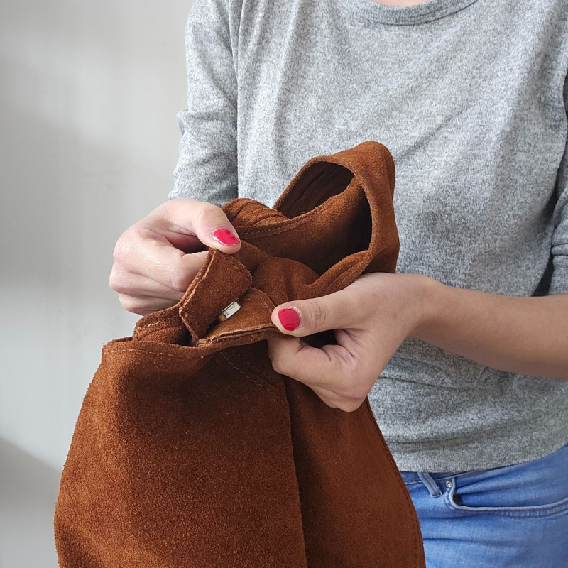 SEMIŠOVÁ KABELKA NA RAMENO