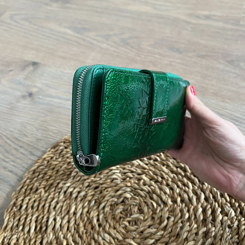 Dámska kožená peňaženka zelená RAVENNA