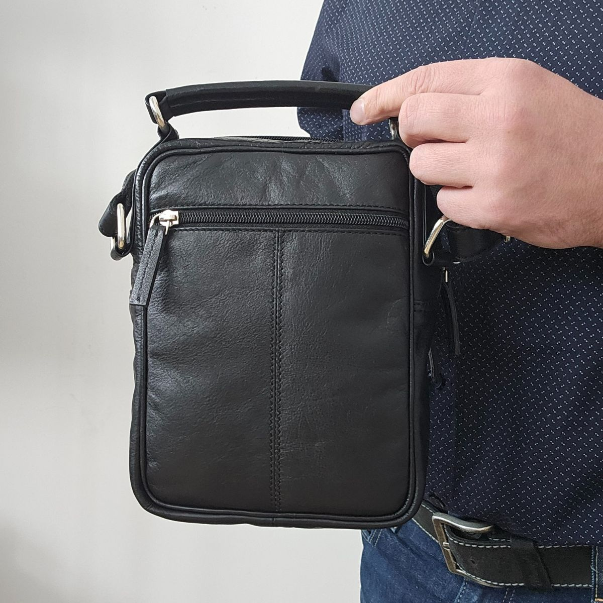 Kožená pánska čierna crossbody taška ARES