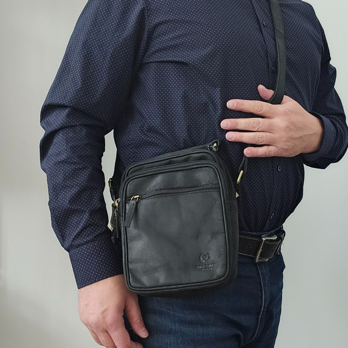 Kožená pánska crossbody taška Peruzzi čierna