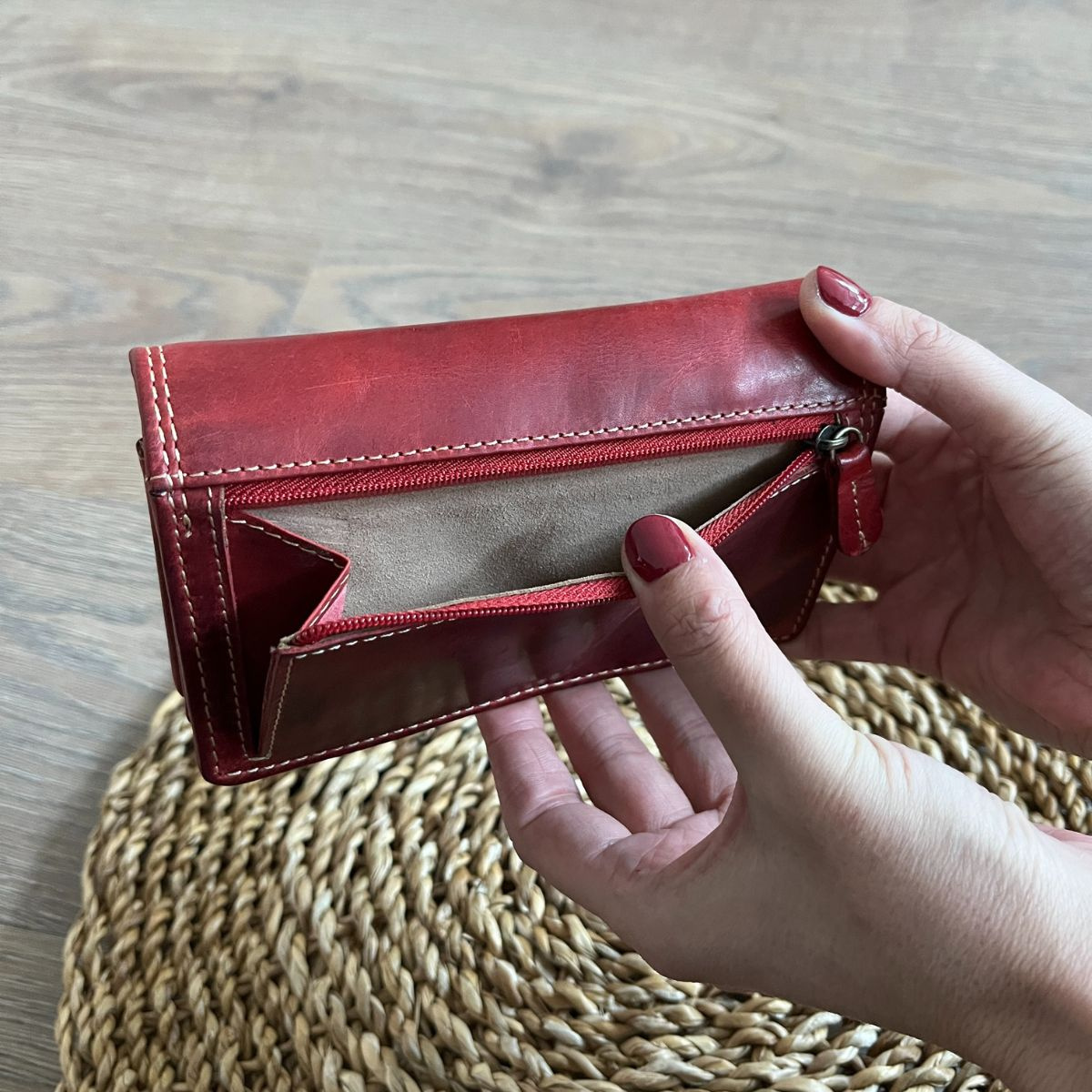 Dámska kožená peňaženka červená BELLIS