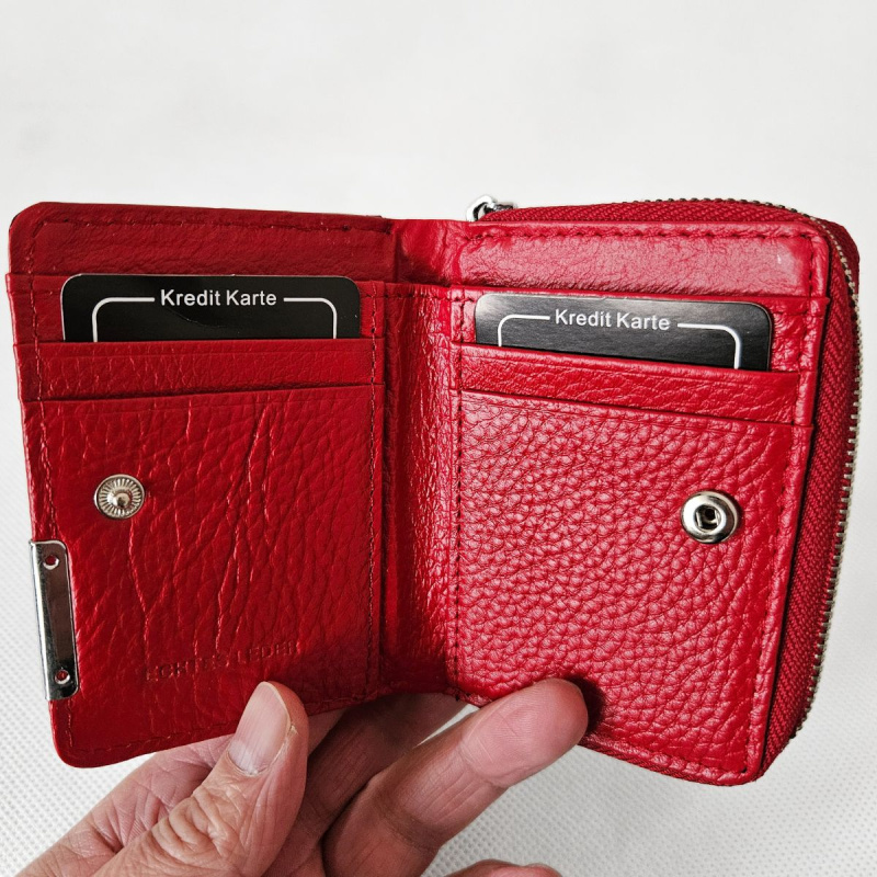 Malá dámska kožená peňaženka červená SCARLETT