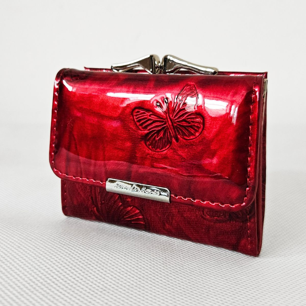 Malá dámska kožená peňaženka červená VIVIENNE