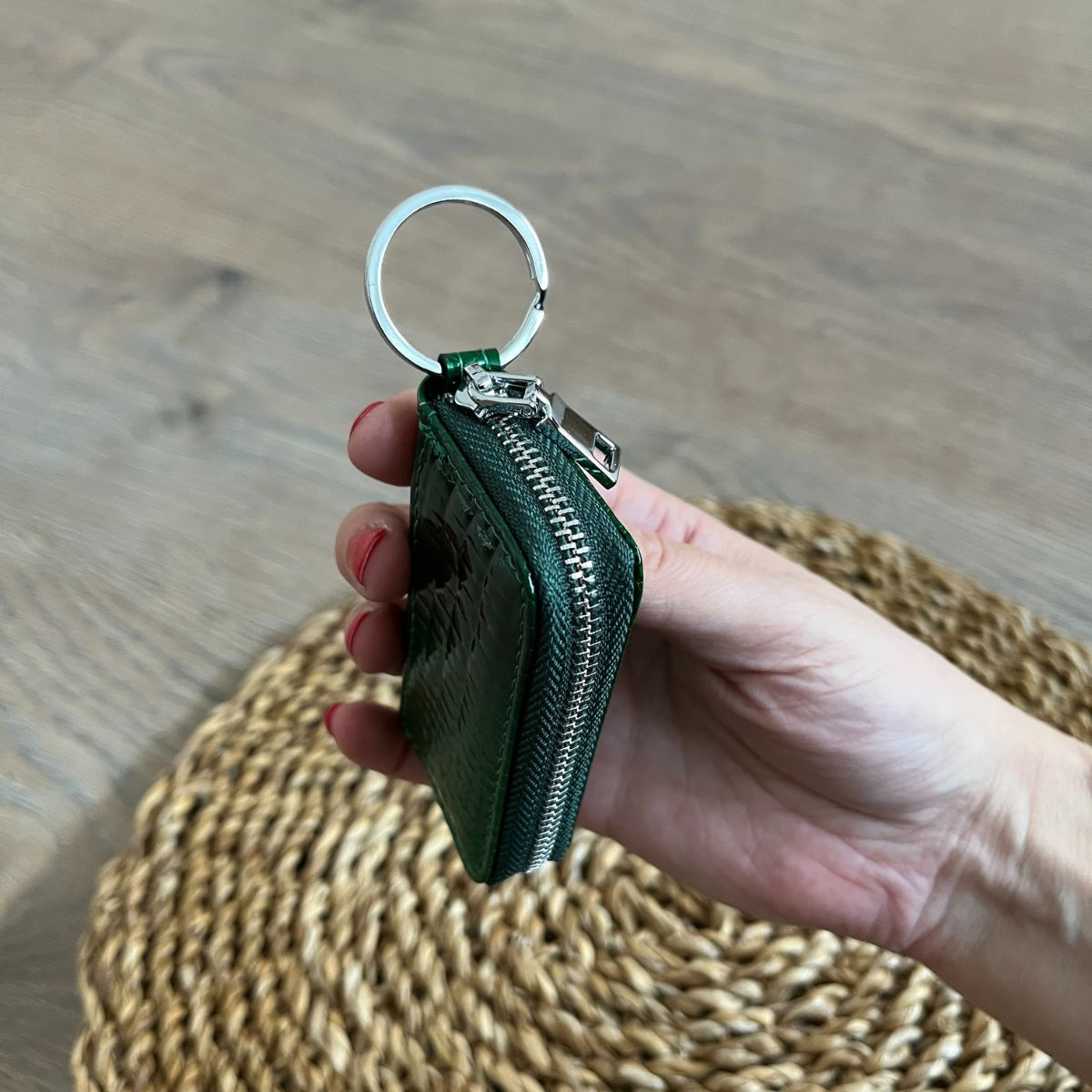 Dámske kožené puzdro na kľúče zelené NOX