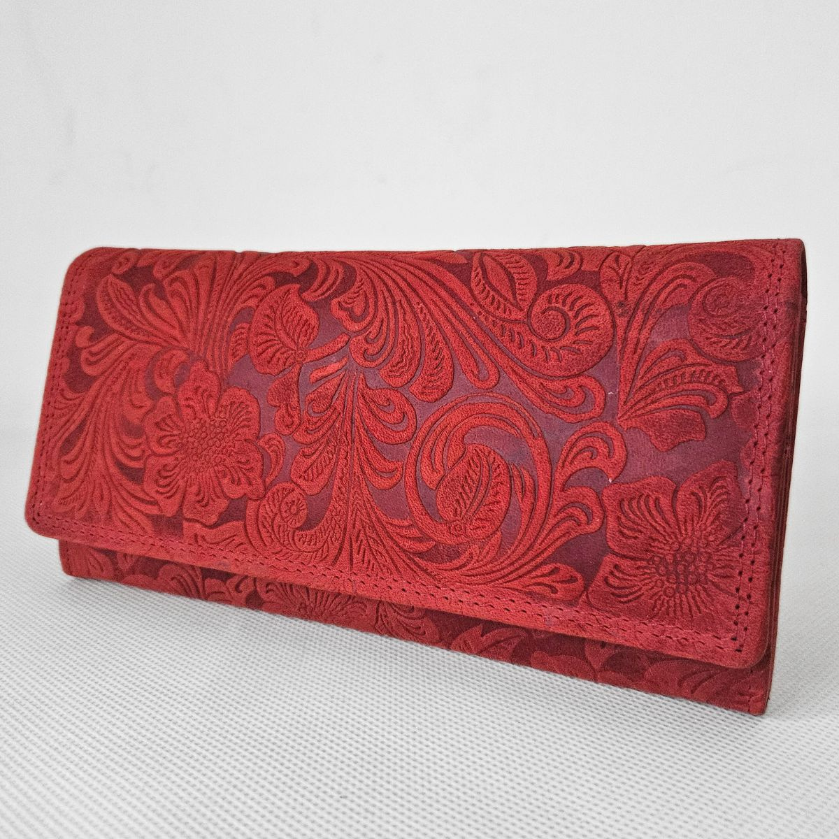 Dámska kožená červená peňaženka LENORA