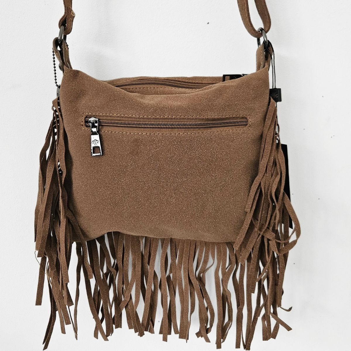 Hnedá kabelka so strapcami ZOYA