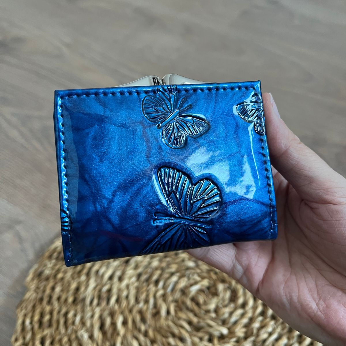 Malá dámska kožená peňaženka modrá VIVIENNE