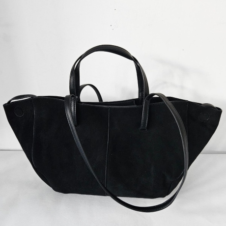 Čierna kabelka na rameno ADALINE