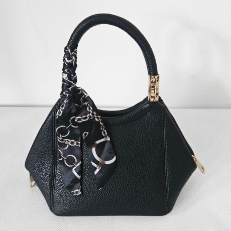 Malá čierna kabelka do ruky MIREN