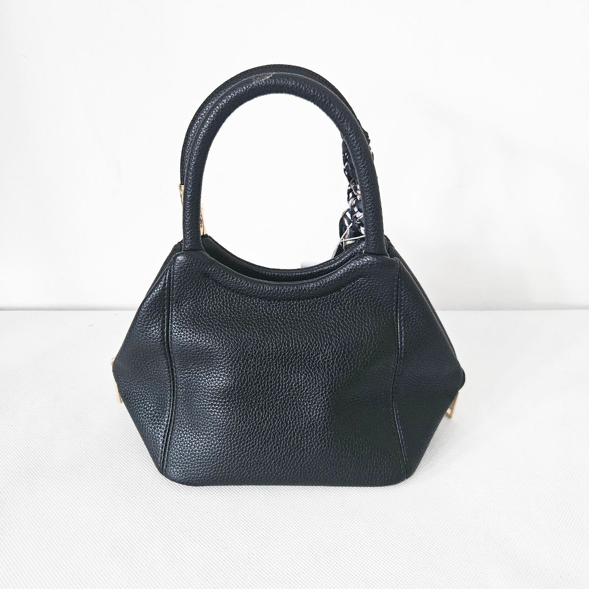 Malá čierna kabelka do ruky MIREN