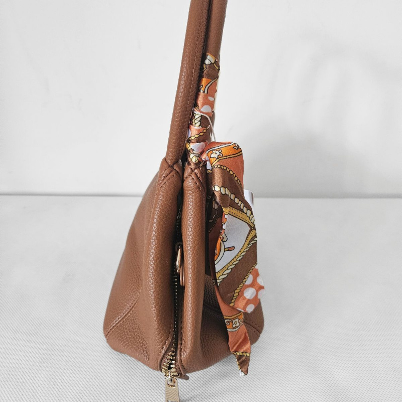 Malá hnedá kabelka do ruky MIREN