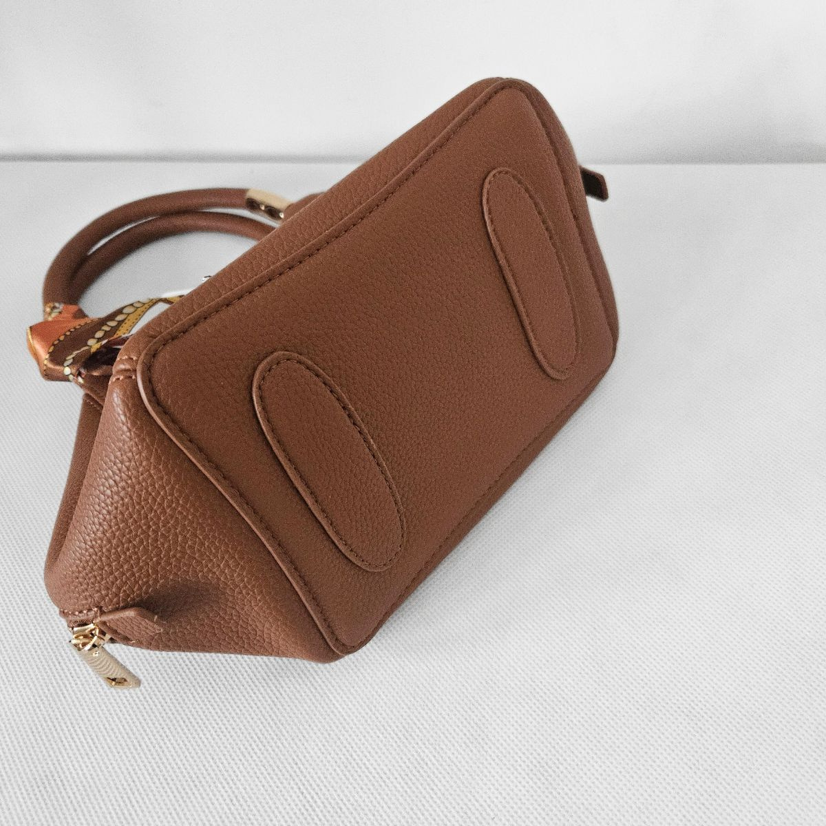 Malá hnedá kabelka do ruky MIREN