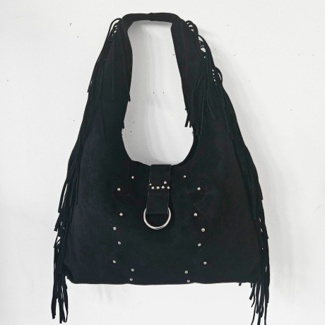 Čierna kabelka so strapcami na rameno ALAINA