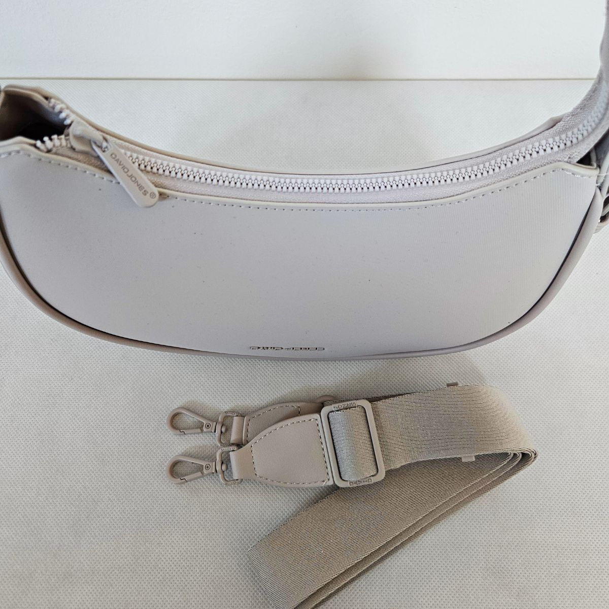 Malá lila kabelka na rameno CORALINE