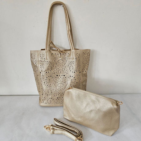 Perforovaná zlatá kabelka OMEGA