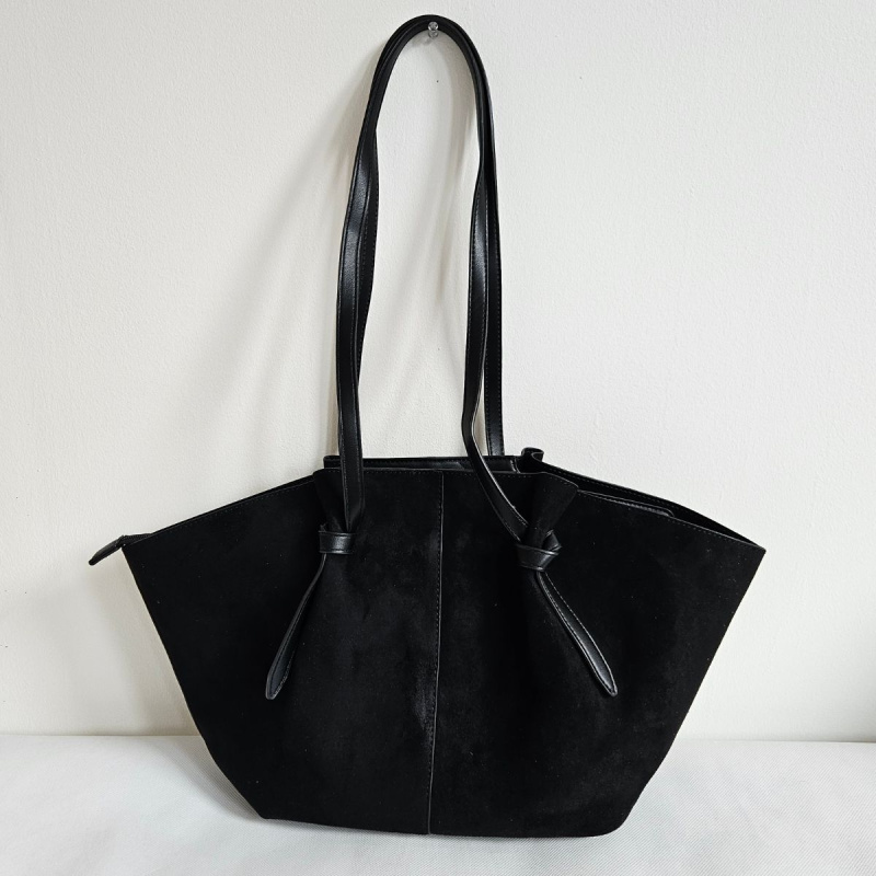 Čierna eko-semišová kabelka na rameno MIRA - priestranná