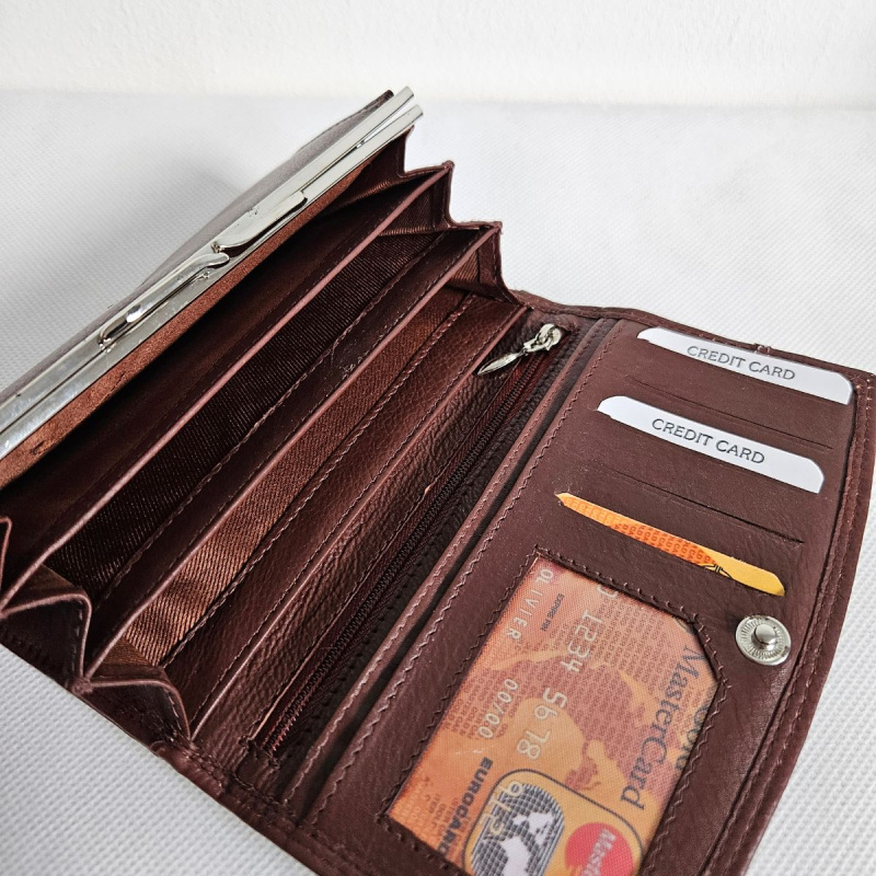 Dámska tmavohnedá kožená peňaženka  MODENA