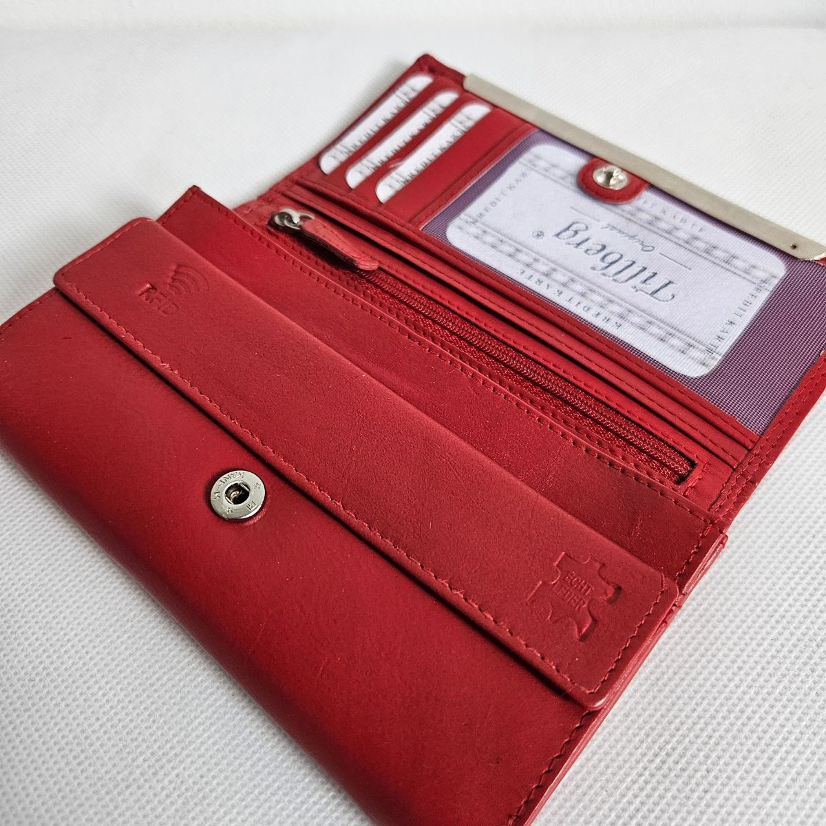 Dámska červená kožená peňaženka SIREN - s RFID ochranou