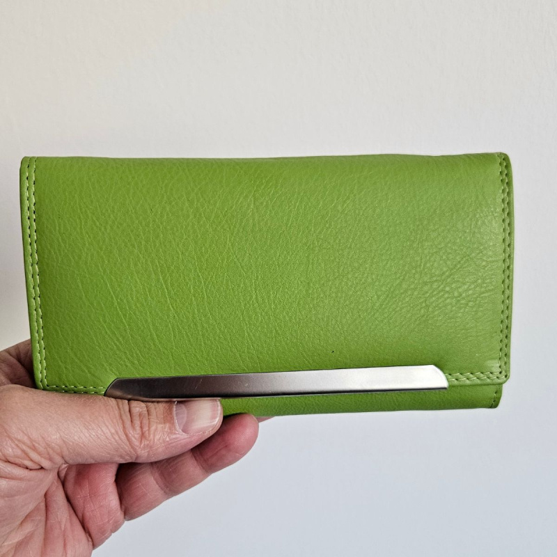 Dámska zelená kožená peňaženka SIREN - s RFID ochranou