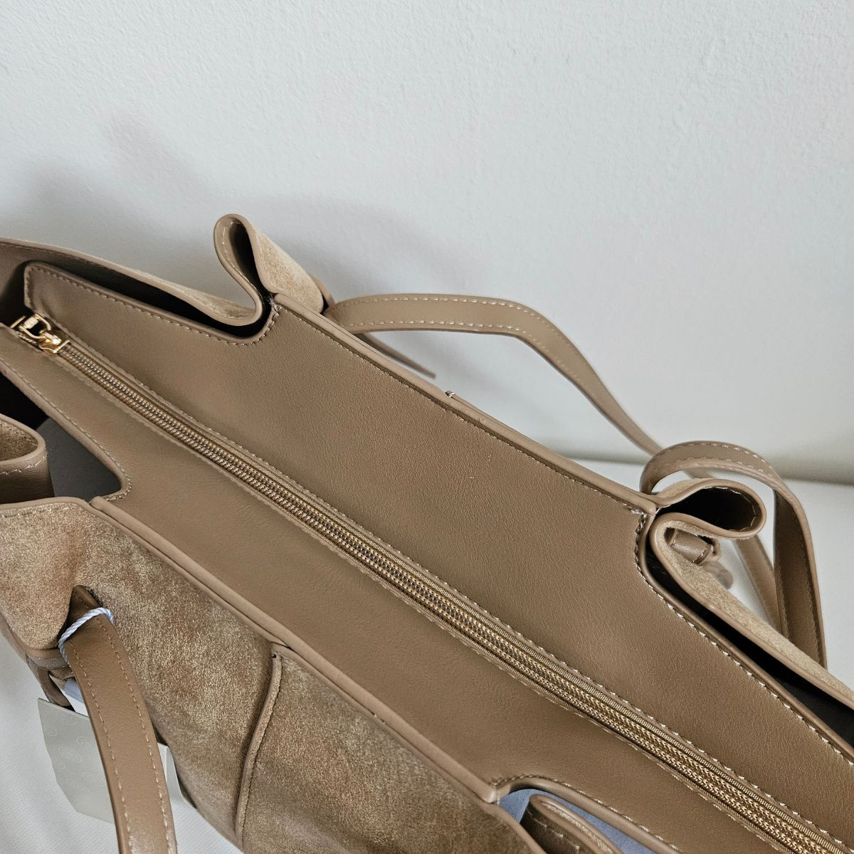 Khaki eko-semišová kabelka na rameno Kelly