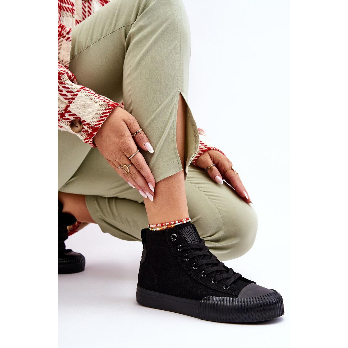 Dámske tenisky s vysokým materiálom Big Star LL27444 Black - Čierna