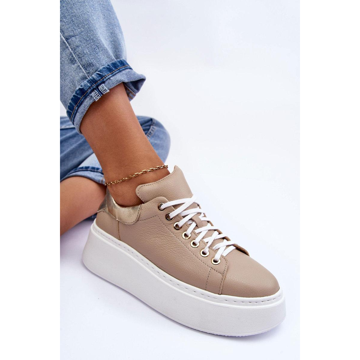 Dámske kožené športové topánky na platforme Beige Lemar 10150 - Béžová