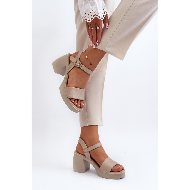 Zazoo 40386 Dámske kožené sandále na podpätku Beige - Béžová