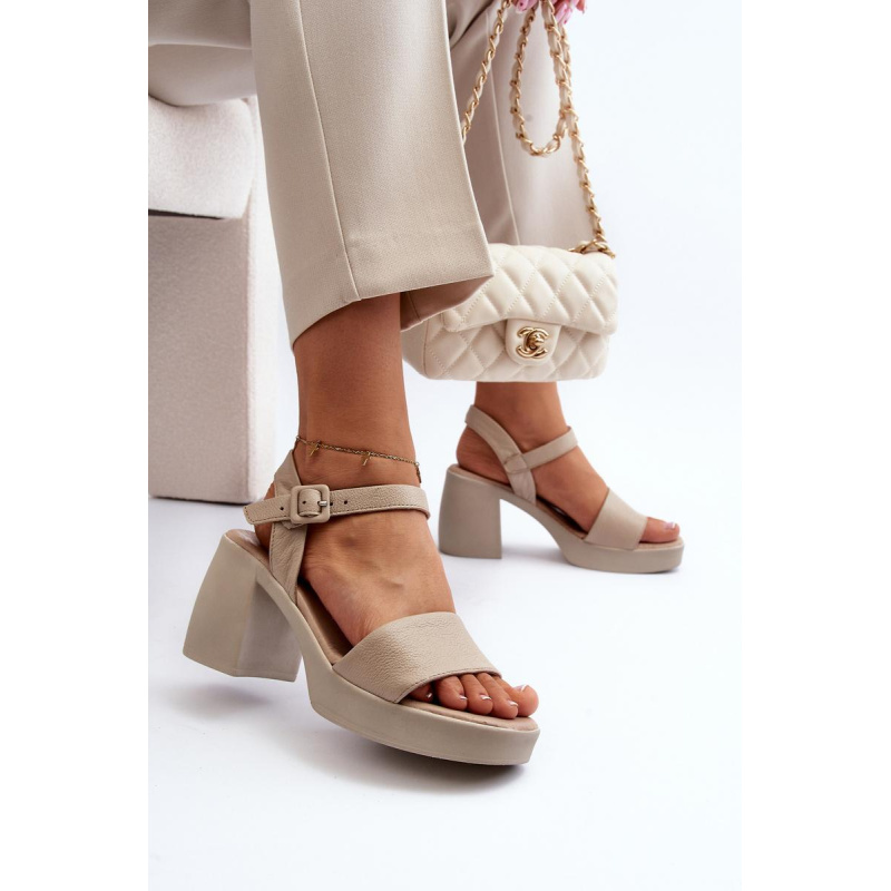 Zazoo 40386 Dámske kožené sandále na podpätku Beige - Béžová