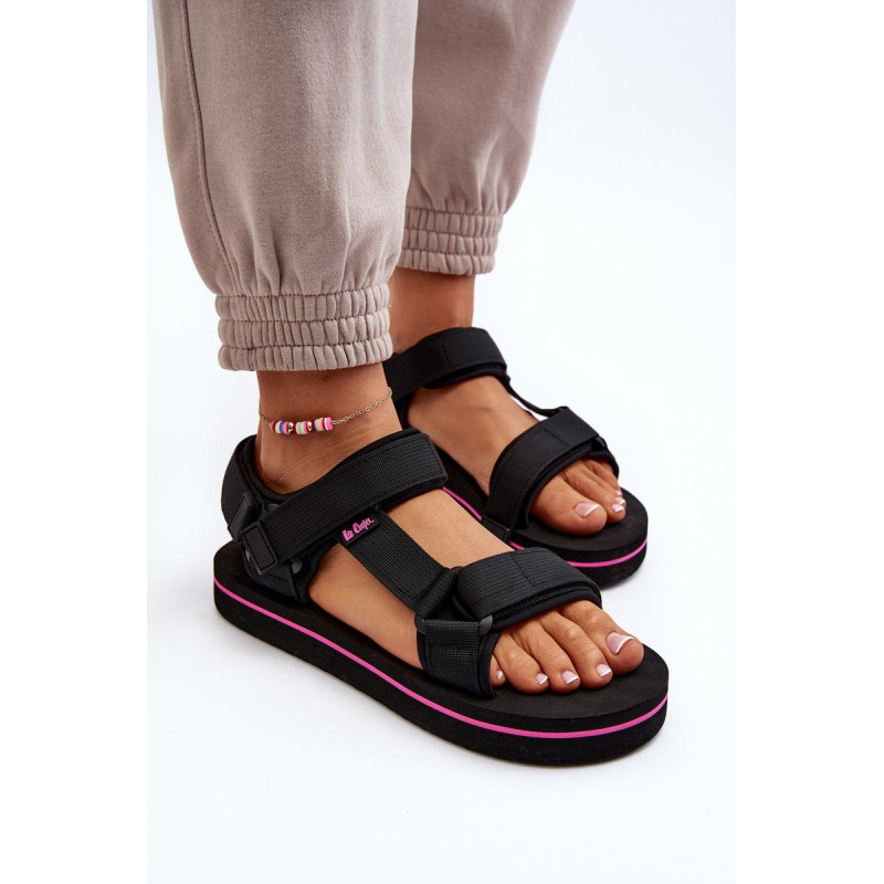 Dámske sandále na platforme Lee Cooper LCW-24-05-2751L Čierne - Čierna