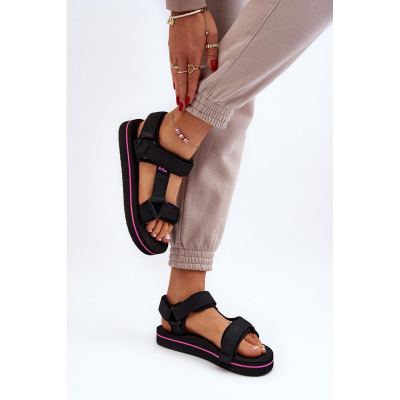 Dámske sandále na platforme Lee Cooper LCW-24-05-2751L Čierne - Čierna