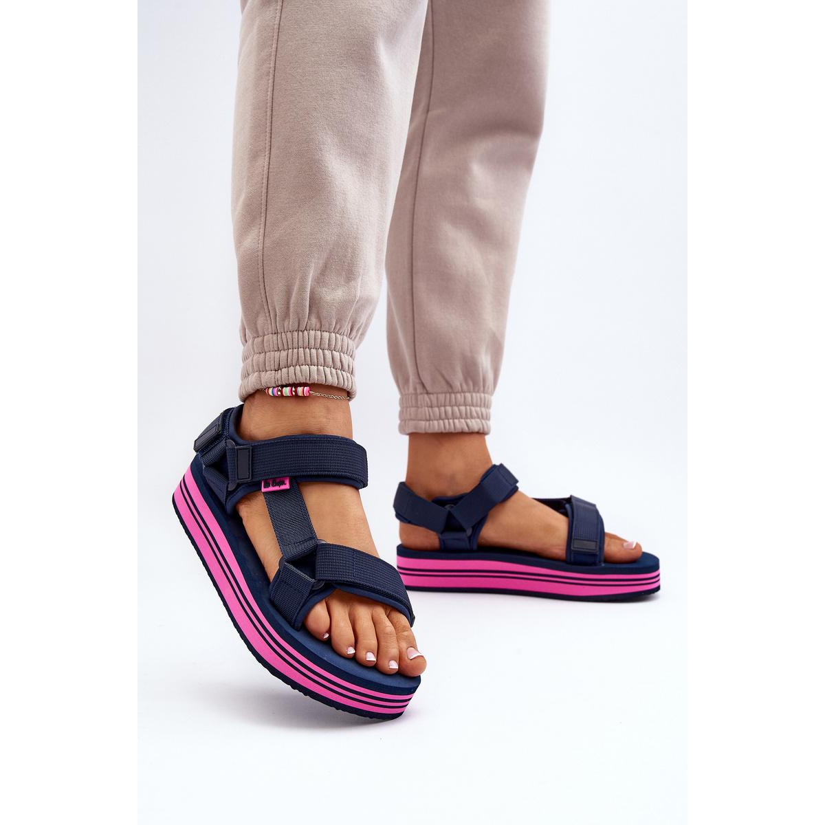 Dámske sandále na platforme Lee Cooper LCW-24-05-2753L Čierne - Modrá
