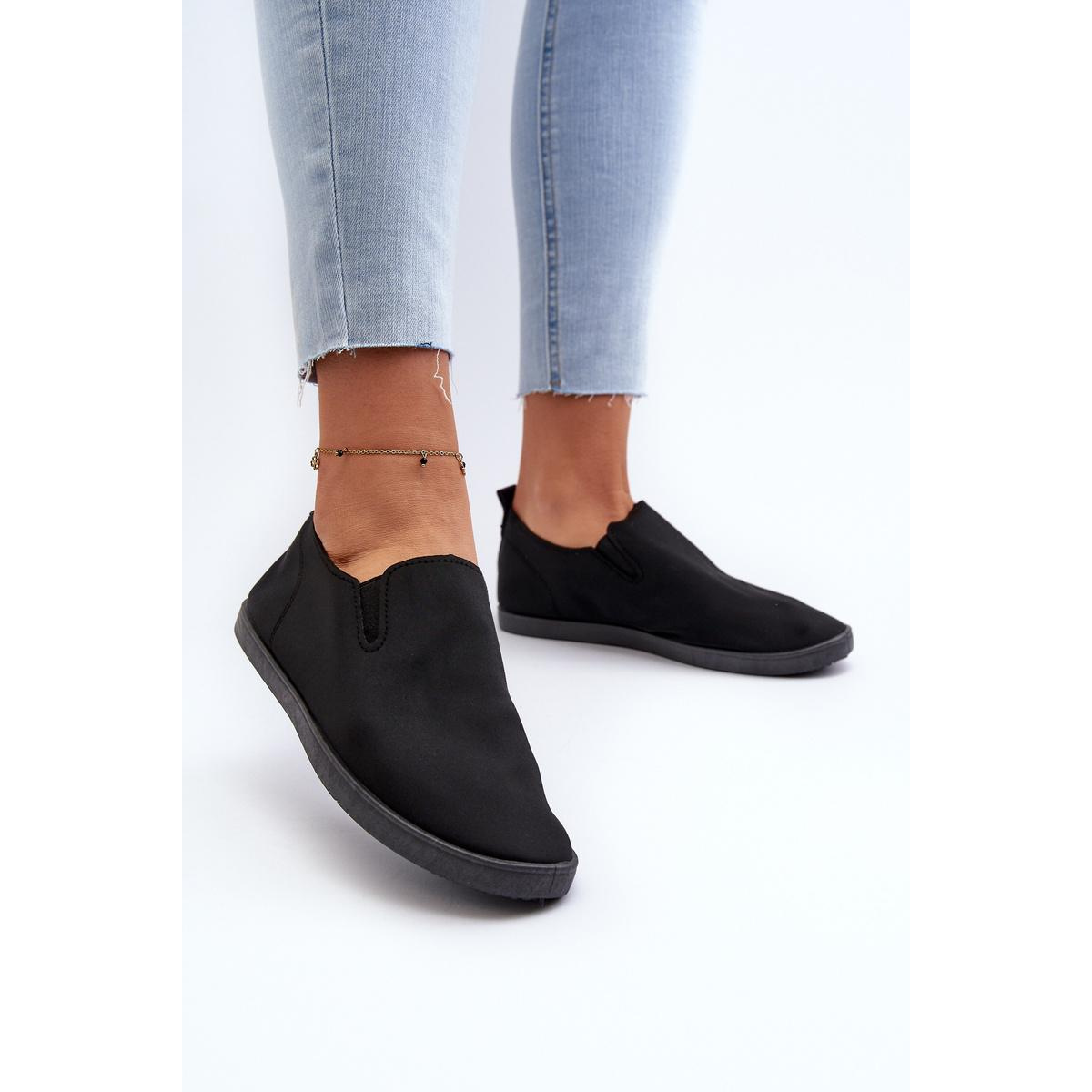 Dámske čierne tenisky Slip-On Lovinia - Čierna