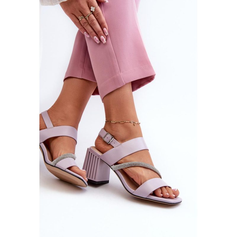 Dámske elegantné sandále na opätku fialové D&A MR38-549 - Odtiene fialovej