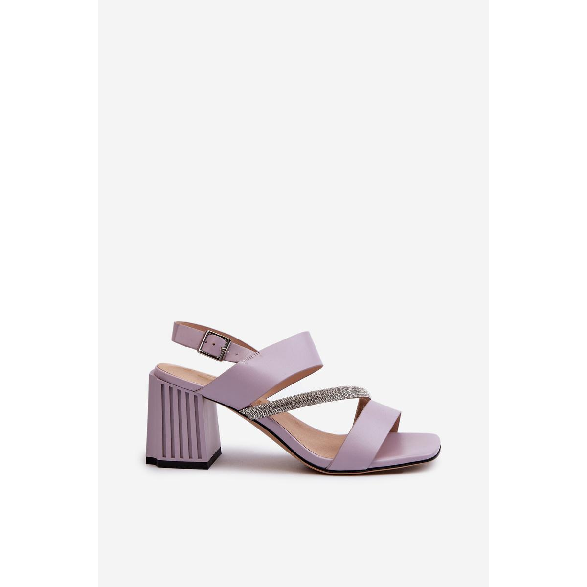 Dámske elegantné sandále na opätku fialové D&A MR38-549 - Odtiene fialovej