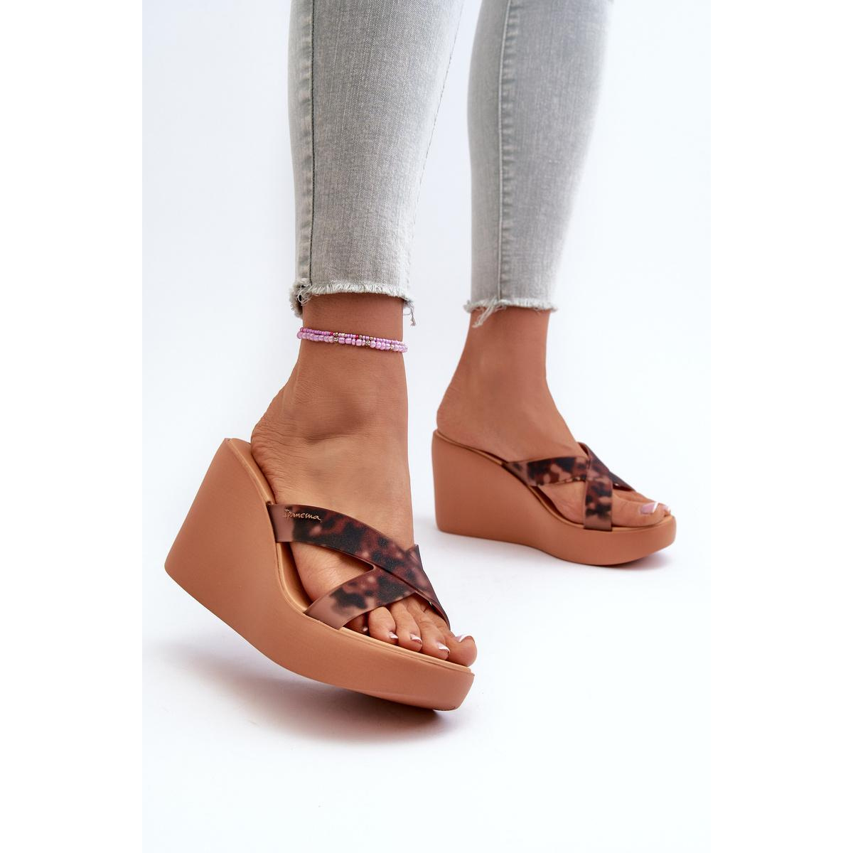 Dámske sandále na platni 83520 Ipanema High Fashion Slide Fem hnedé - Odtiene hnedej a béžovej