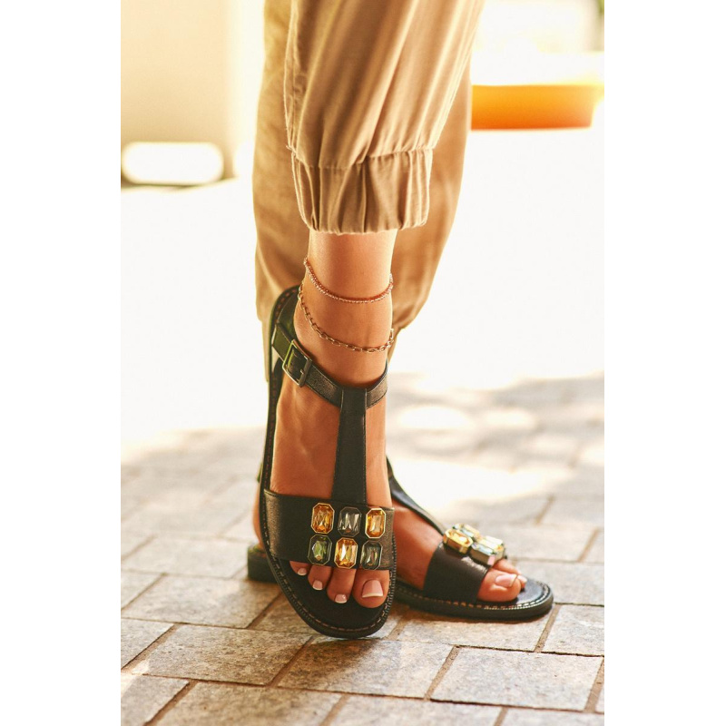 Elegantné Dámske Sandále S Ozdobnými Detailmi S.Barski KV27-030 Čierne - Čierna