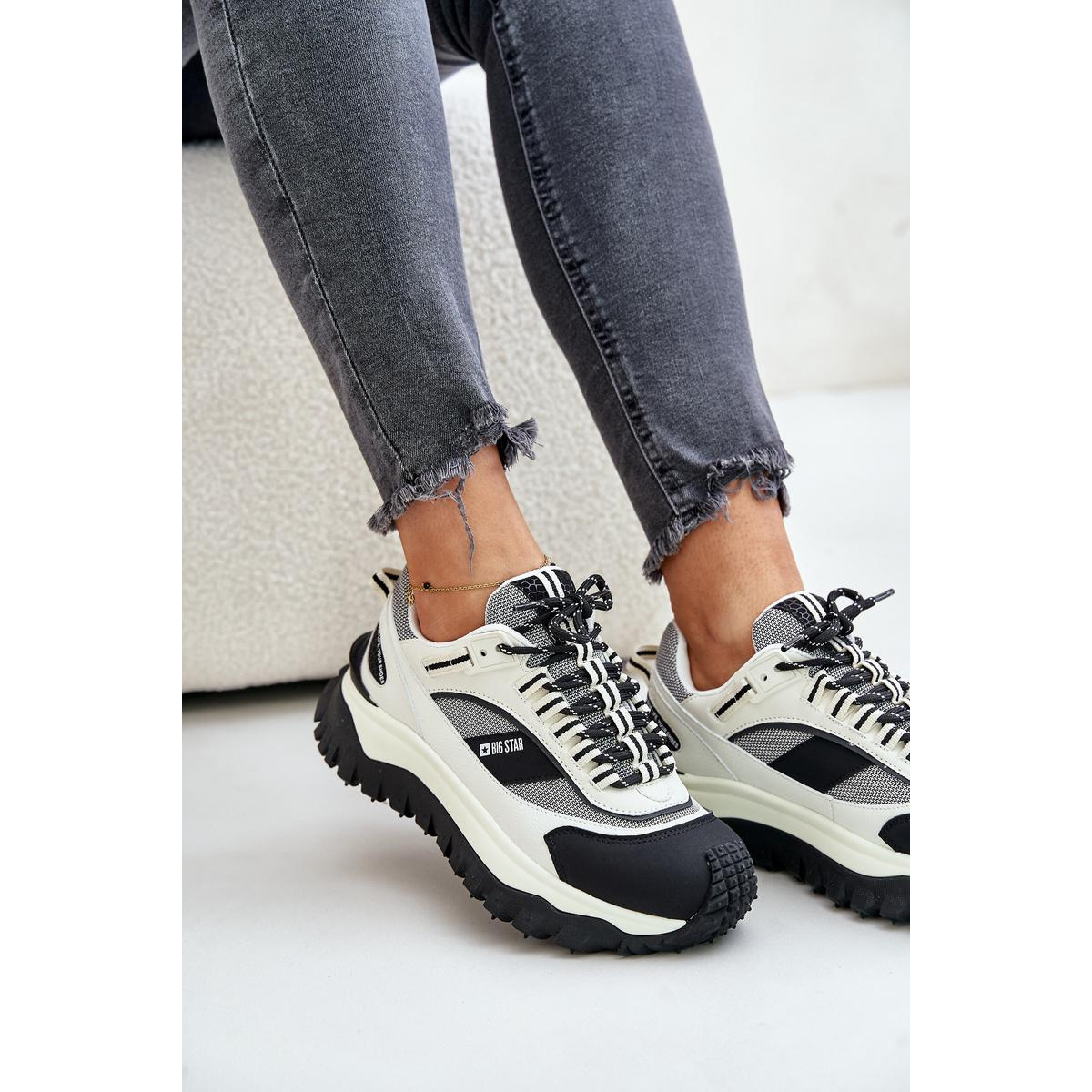 Kožené Dámske Sneakersy Na Platforme Big Star OO274A220 HI-POLY SYSTEM Biela-Čierna - Čierna || Biela