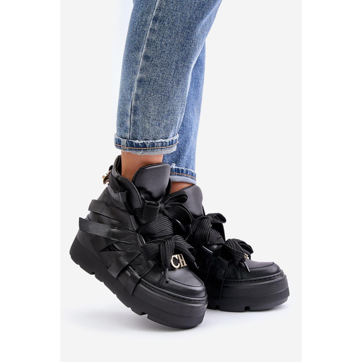 Kožené Dámske Sneakersy Na Masívnej Platforme CheBello 4561 Čierne - Čierna