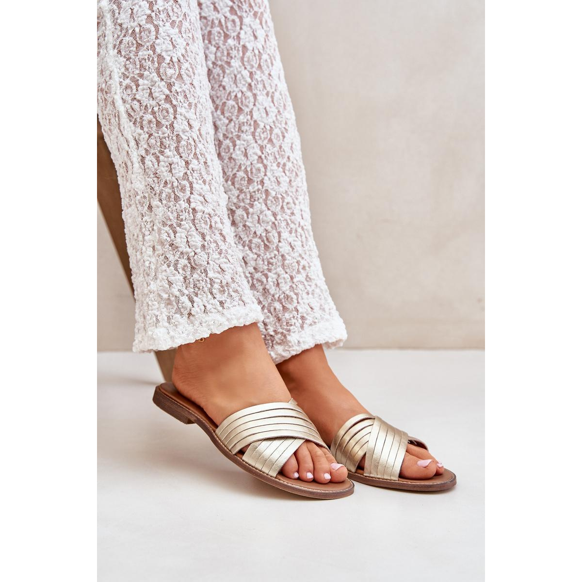 Kožené dámske papuče Lewski Shoes 3682 zlaté - Zlatá