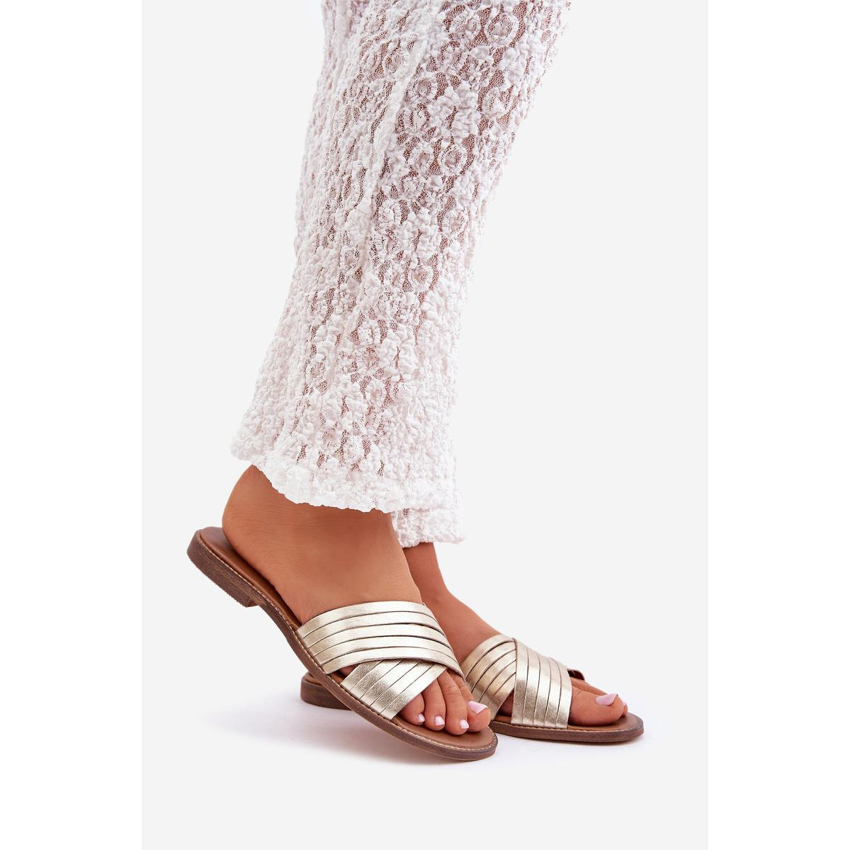 Kožené dámske papuče Lewski Shoes 3682 zlaté - Zlatá
