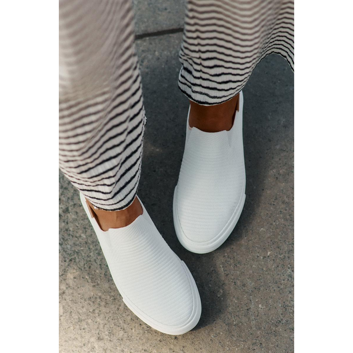 Dámske Slip-On Tenisky Big Star RR274717 Bielé - Biela