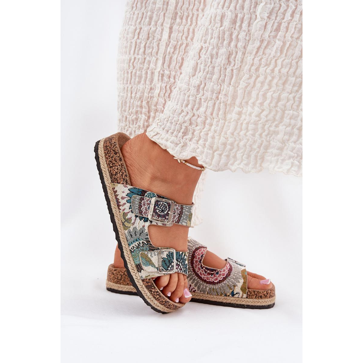 Vzory dámske papuče na korkovej platforme s prackami Lee Cooper LCW-25-35-3483L Viacfarebné - Viacfarebné
