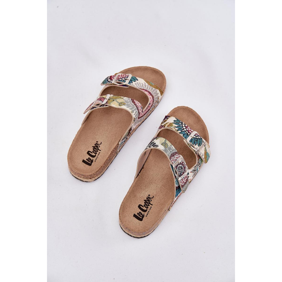 Vzory dámske papuče na korkovej platforme s prackami Lee Cooper LCW-25-35-3483L Viacfarebné - Viacfarebné