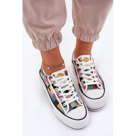 Vzorkované Dámske Tenisky Na Platforme Lee Cooper LCW-25-31-3441L Viacfarebné